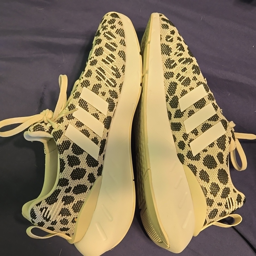 Adidas Shoes View 5
